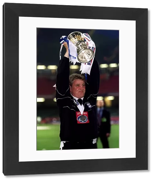 Steve Bruce's Playoff Triumph: Birmingham City FC Wins Promotion to Premier League (12-05-2002)