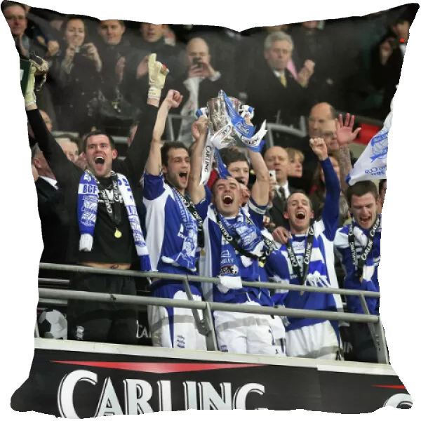 Birmingham City FC's Triumph at Wembley: Lifting the Carling Cup Against Arsenal