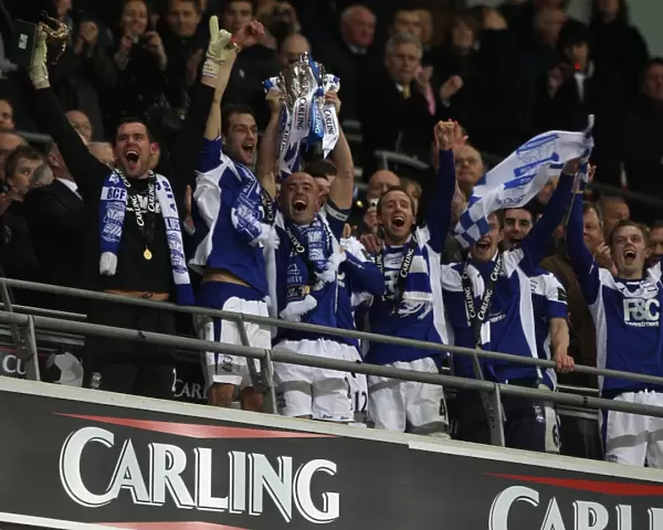 Birmingham City FC: Stephen Carr's Triumph with the Carling Cup at Wembley Stadium