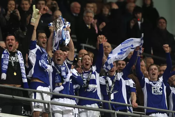 Birmingham City FC: Stephen Carr's Triumphant Carling Cup Victory at Wembley Stadium - Glory of Lifting the Trophy