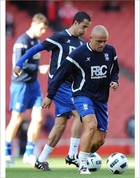 Birmingham City FC: Stephen Carr and Team Warm-Up Ahead of Arsenal Showdown (Barclays Premier League, October 16, 2010)