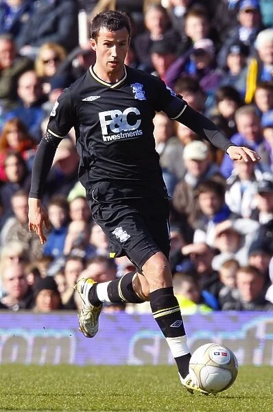 Barry Ferguson in Intense Sixth Round FA Cup Clash at Fratton Park Against Portsmouth (06-03-2010)
