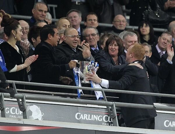 Birmingham City FC: McLeish and Yeung Celebrate Carling Cup Victory (Trophy Presentation)