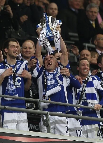 Birmingham City FC: Stephen Carr Triumphs with the Carling Cup at Wembley Stadium