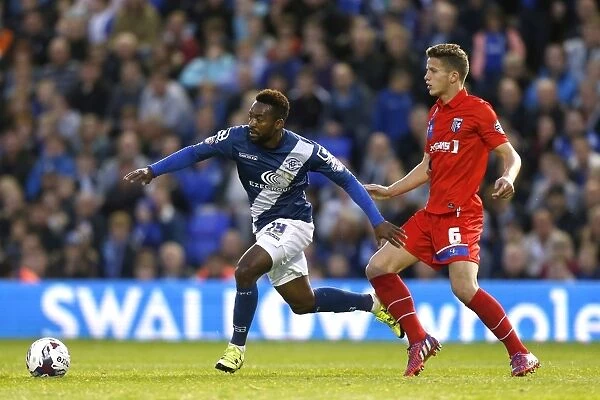 Birmingham City vs Gillingham: Maghoma Outruns Houghton in Thrilling Capital One Cup Clash