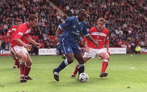 Birmingham City's Dele Adebola Brushes Off Challenges Against Crewe Alexandra (08-10-2000)
