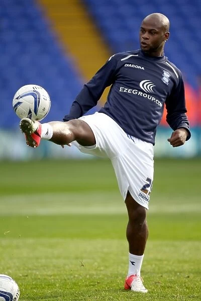 Birmingham City's Leroy Lita in Focus: Pre-Match Warm-Up Against Leicester City (Npower Championship, 2009)