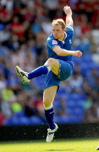 Chris Burke in Action: Birmingham City vs Everton Pre-Season Friendly (30-07-2011)