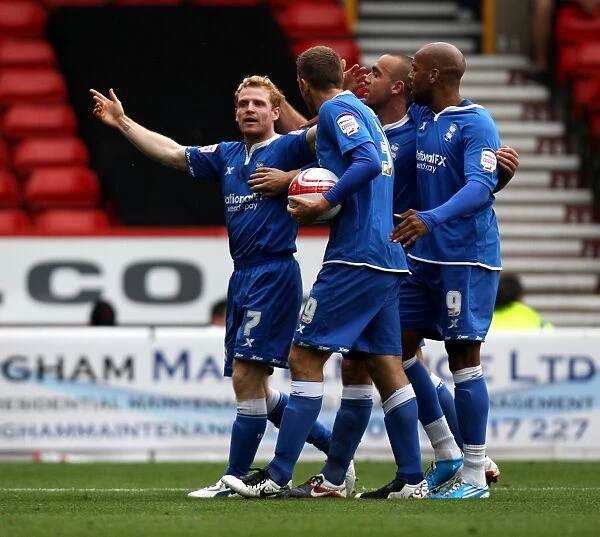 Chris Burke Scores Birmingham City's First Goal Against Nottingham Forest (02-10-2011)