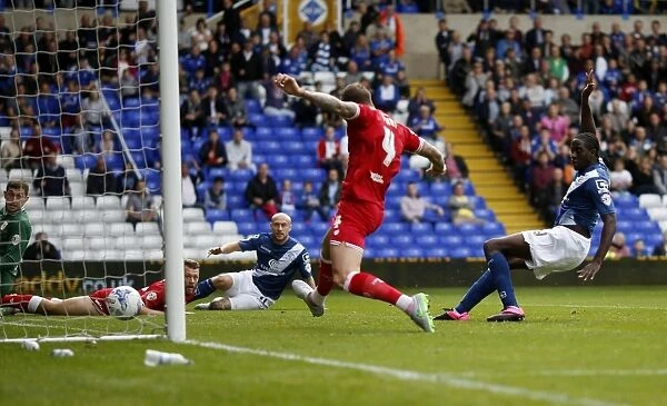 Clayton Donaldson Scores First Goal for Birmingham City in Sky Bet Championship Match Against Bristol City at St. Andrews