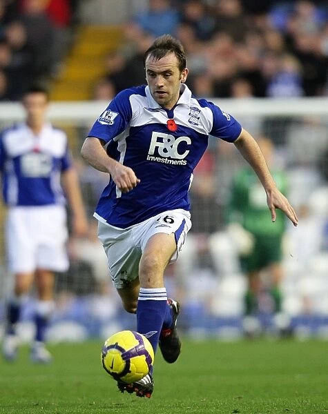 James McFadden vs Manchester City: A Fierce Face-Off in the Barclays Premier League at St. Andrew's (01-11-2009)