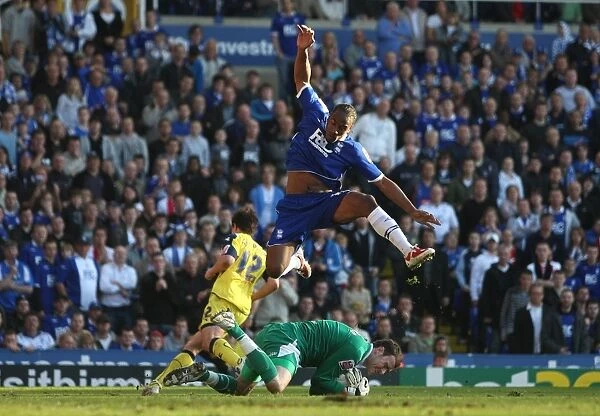 Leaping Over the Keeper: Cameron Jerome's Dramatic Jump Over Andy Lonergan in Birmingham City's Championship Clash (April 2009)