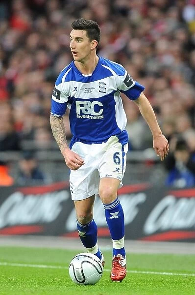 Liam Ridgewell in Action: Birmingham City vs. Arsenal at the Carling Cup Final, Wembley Stadium