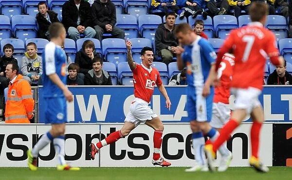 Liam Ridgewell's Goal Celebration: Birmingham City at Wigan Athletic, Barclays Premier League (19-03-2011)