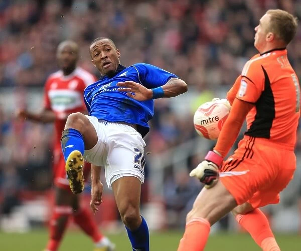 Middlesbrough's Jason Steele Denies Wesley Thomas: Dramatic Save in Birmingham City vs Middlesbrough Championship Match