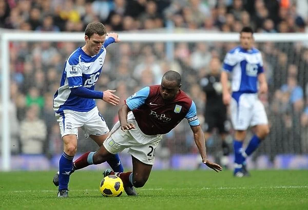 Reo-Coker vs. Gardner: A Battle for the Ball - Aston Villa vs. Birmingham City, Premier League (October 31, 2010, Villa Park)