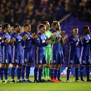 Birmingham City Honors Late Roger Hynd with Minutes Applause vs. Leeds United (Sky Bet Championship)