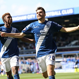 Birmingham City: Toral and Gray Celebrate Double Strike Against Reading (Sky Bet Championship)