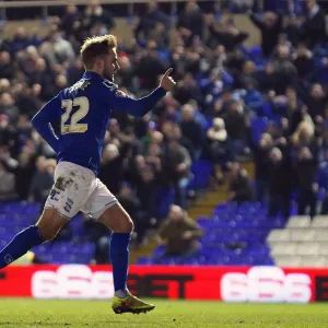 Birmingham City's Andrew Shinnie Scores the Winning Goal Against Blackpool in Sky Bet Championship Match