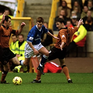 Nationwide League Division One Photographic Print Collection: 17-12-2000 v Wolverhampton Wanderers