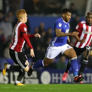 Sky Bet Championship Collection: Sky Bet Championship - Birmingham City v Brentford - St. Andrew's