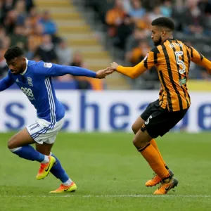 Sky Bet Championship Photographic Print Collection: Sky Bet Championship - Hull City v Birmingham City - KCOM Stadium