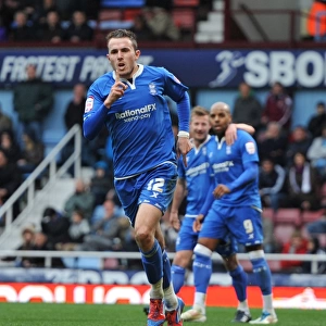 Jordan Mutch's Thriller: Birmingham City Takes the Lead Against West Ham United in Championship Match (Upton Park, 2012)