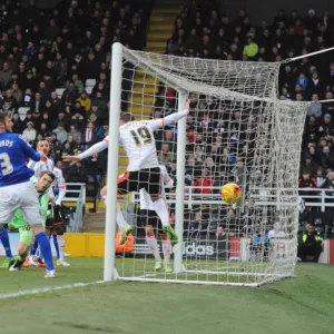 Sky Bet Championship Poster Print Collection: Sky Bet Championship - Fulham v Birmingham City - Craven Cottage