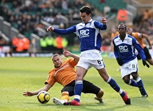 Images Dated 29th November 2009: Battling for Control: Ridgewell vs. Kightly in the Intense Barclays Premier League Rivalry