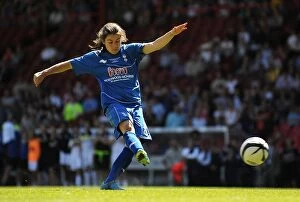 Women's FA Cup - Final Collection: Birmingham City FC: Karen Carney Scores Decisive Penalty in Women's FA Cup Final vs. Chelsea
