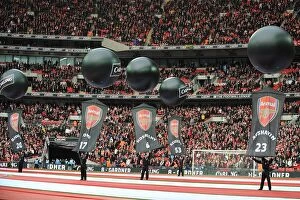 Pre-match Action Collection: Birmingham City vs Arsenal - Carling Cup Final: Arsenal Balloons at Wembley (Pre-match Action)