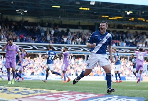 Birmingham City's Paul Caddis Delights in Reading's Missed Penalty (Sky Bet Championship)