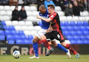 Sky Bet Championship - Birmingham City v Huddersfield Town - St. Andrew's Collection: Chasing Championship Glory: A Thrilling Showdown Between Wes Thomas and Jonathan Hogg