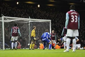 Images Dated 11th January 2011: Game-Changing Equalizer: Liam Ridgewell Scores for Birmingham City Against West Ham United in