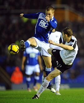 21-11-2009 v Fulham, St. Andrew's Collection: Intense Rivalry: Larsson vs. Gera - Battle for Ball Possession (Birmingham City vs)