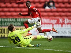 Sky Bet Championship - Charlton Athletic v Birmingham City - The Valley Collection: Lookman's Shot Saved by Kuszczak: Charlton vs. Birmingham City (Sky Bet Championship)