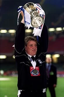Images Dated 12th May 2002: Steve Bruce's Playoff Triumph: Birmingham City FC Wins Promotion to Premier League (12-05-2002)