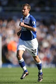 Images Dated 26th September 2009: Teemu Tainio in Action: Birmingham City vs. Bolton Wanderers