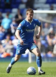 Images Dated 25th March 2012: Wade Elliott in Action: Birmingham City vs. Cardiff City (25-03-2012, St. Andrew's)